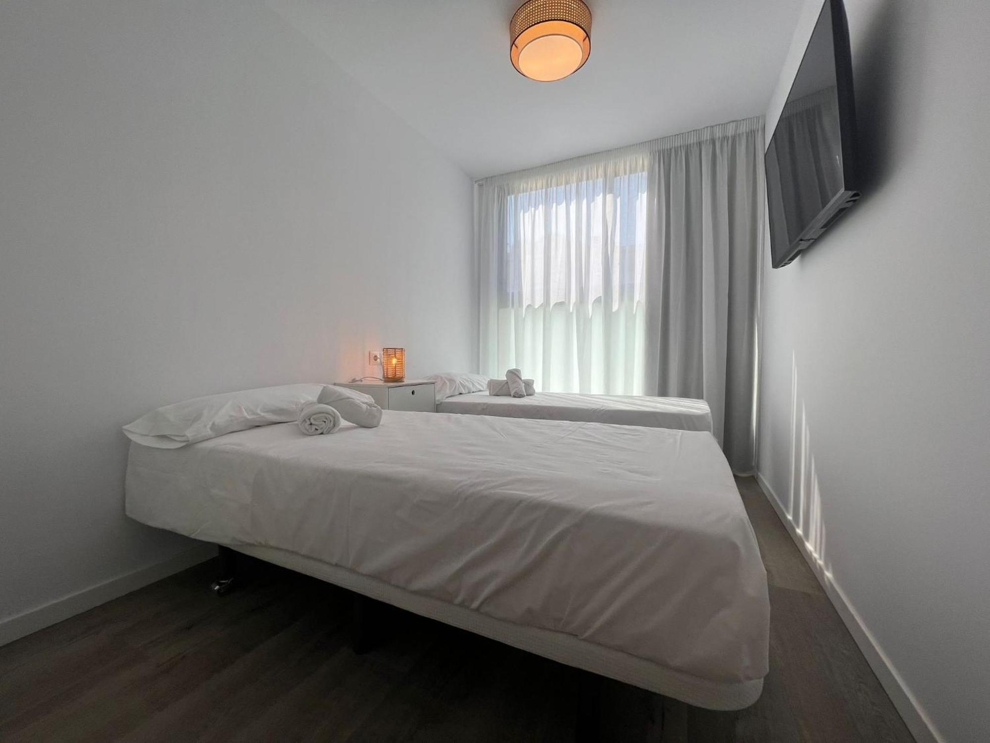 Apartamentos Aurea Pal 8 Y Gran Atenea Esperanto 5 Бенидорм Экстерьер фото