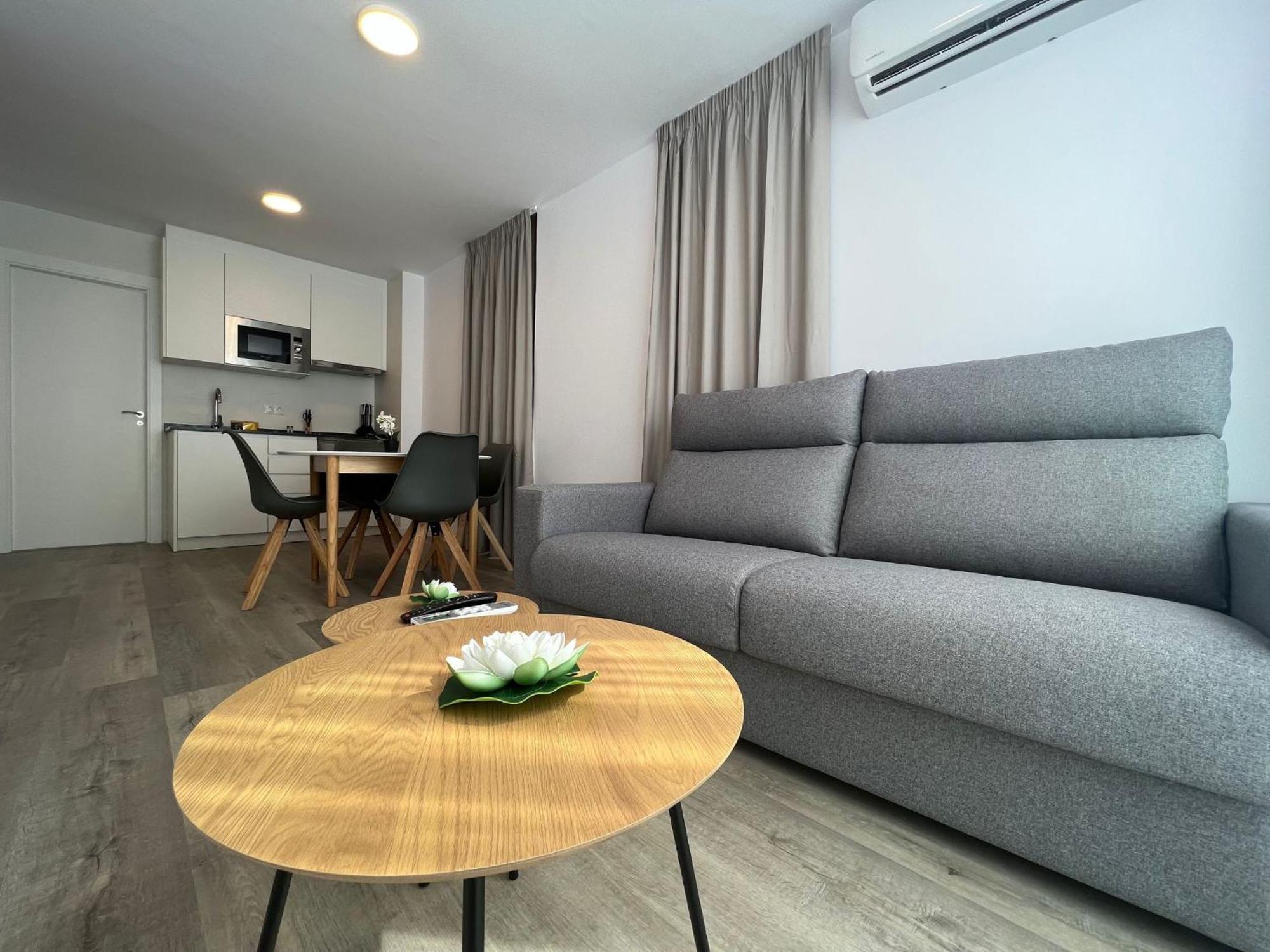 Apartamentos Aurea Pal 8 Y Gran Atenea Esperanto 5 Бенидорм Экстерьер фото